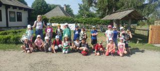 received_937849817488973_1024x460